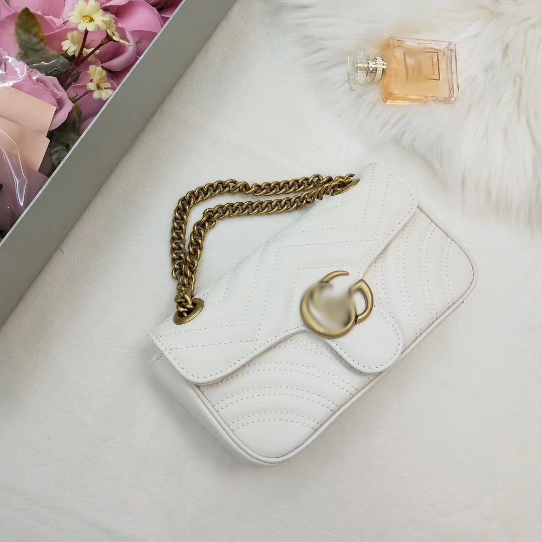 GC005 MEDIUM SIZE 10.2x5.9x2.8inch   SMALL SIZE 8.7x5.1x2.4inch