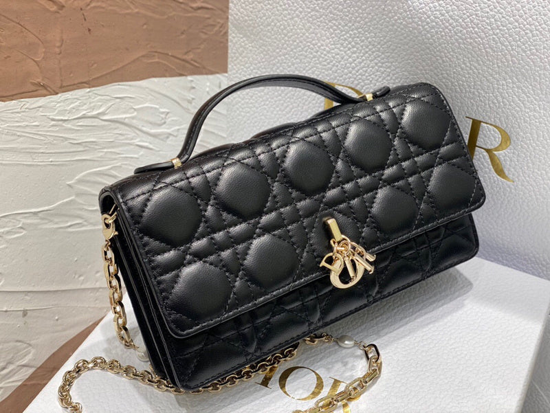 ELE - Dir Bags - 1795