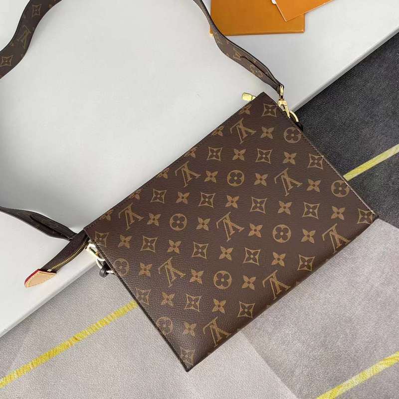 LOV2 Bags - Luxurious Bags  1847