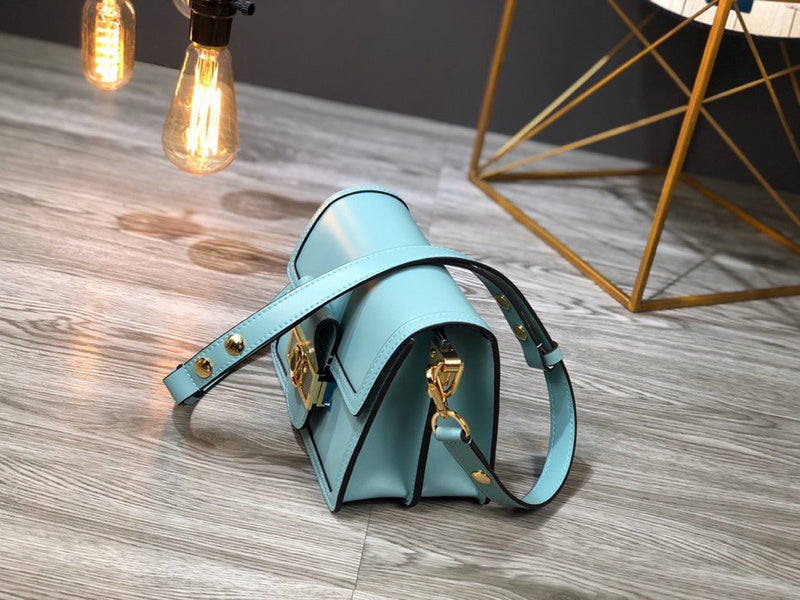 LOV2 Bags - Luxurious Bags  1827