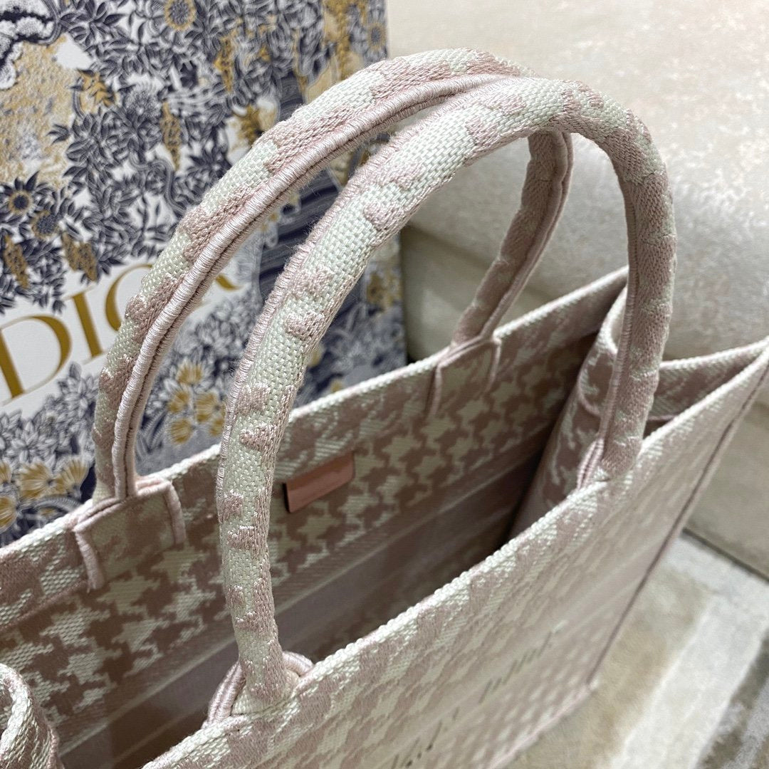 GLAMI Large Book Tote Pale Pink Houndstooth Embroidery, Pink, For Women WomenÃ¢â‚¬â„¢s Handbags, Shoulder Bags, 42cm CD