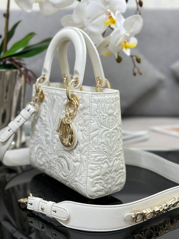 ELE - Dir Bags - 1206