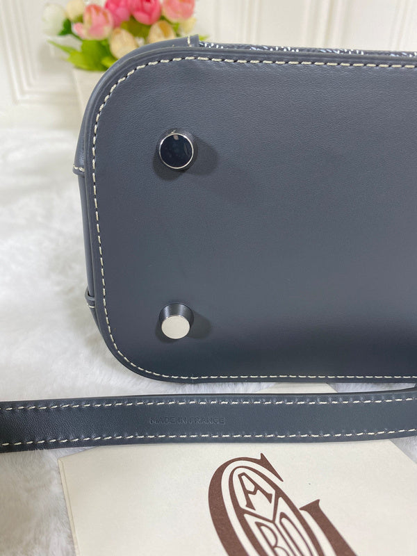 ELE - GOD Bags - 133