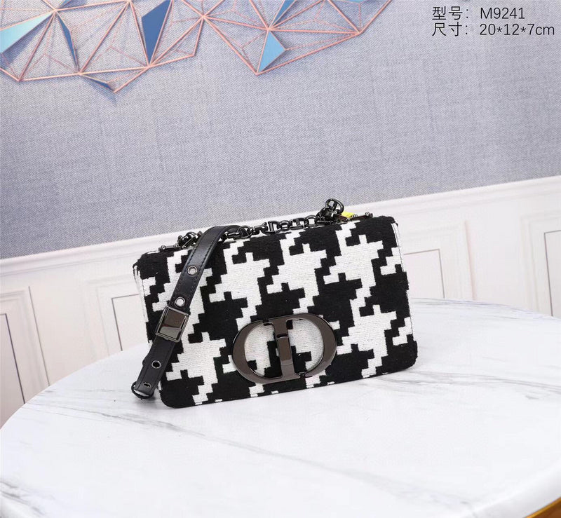ELE - Dir Bags - 1797