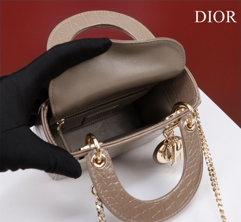 ELE - Dir Bags - 1770