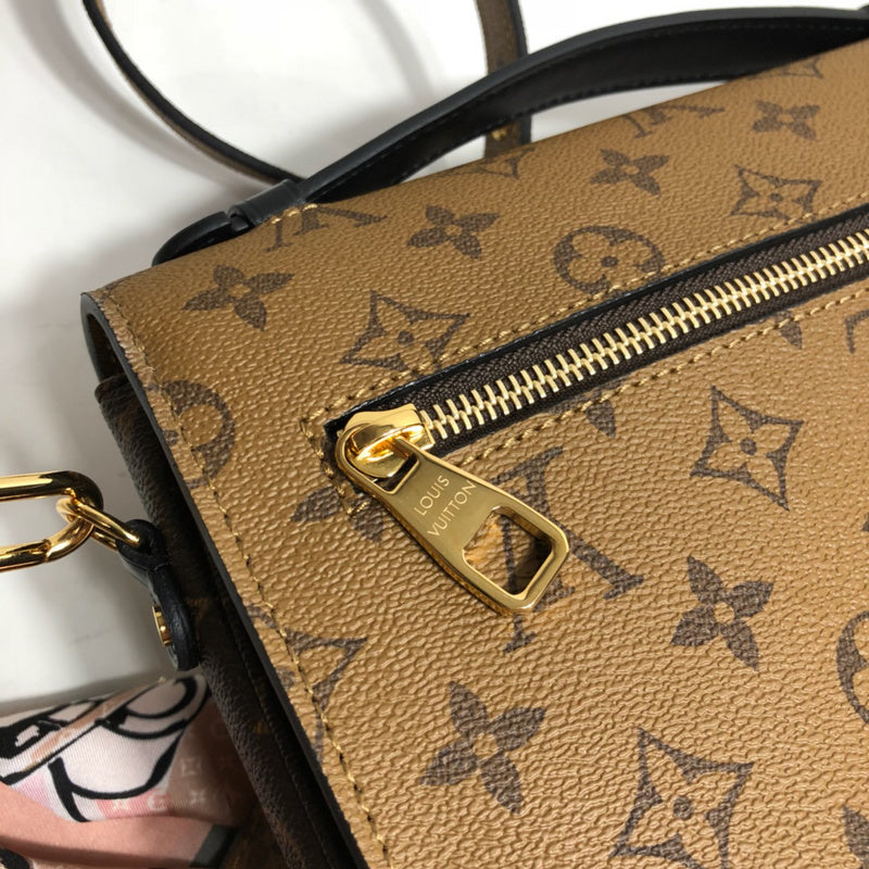 LOV2 Bags - Luxurious Bags  2637
