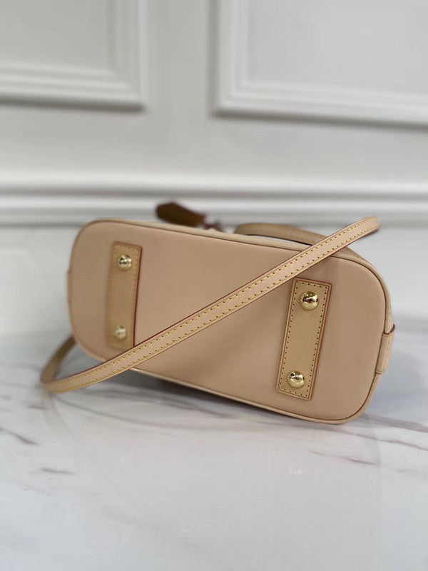 LOV2 Bags - Luxurious Bags  2588