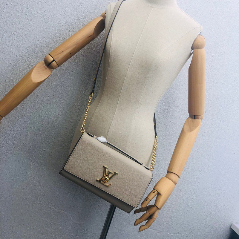 LOV2 Bags - Luxurious Bags  1698