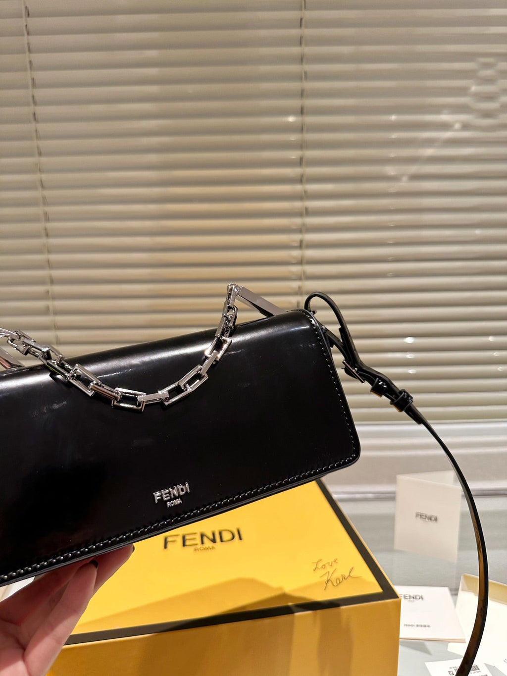 EN - Luxury Bags FEI 293
