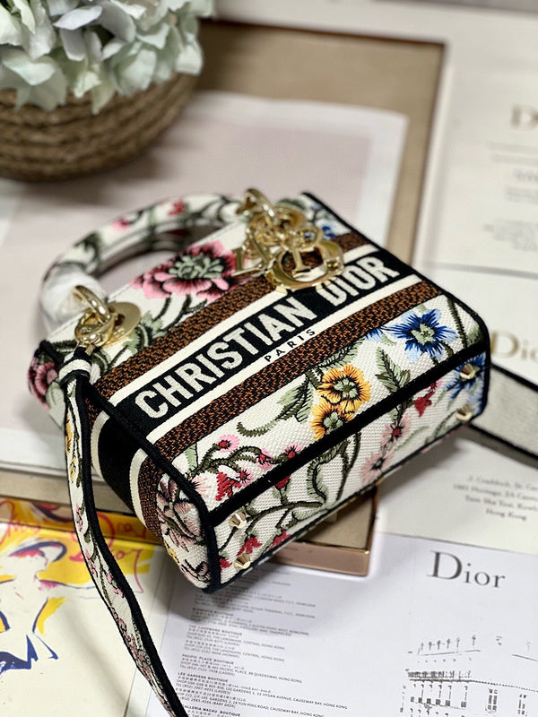 ELE - Dir Bags - 131