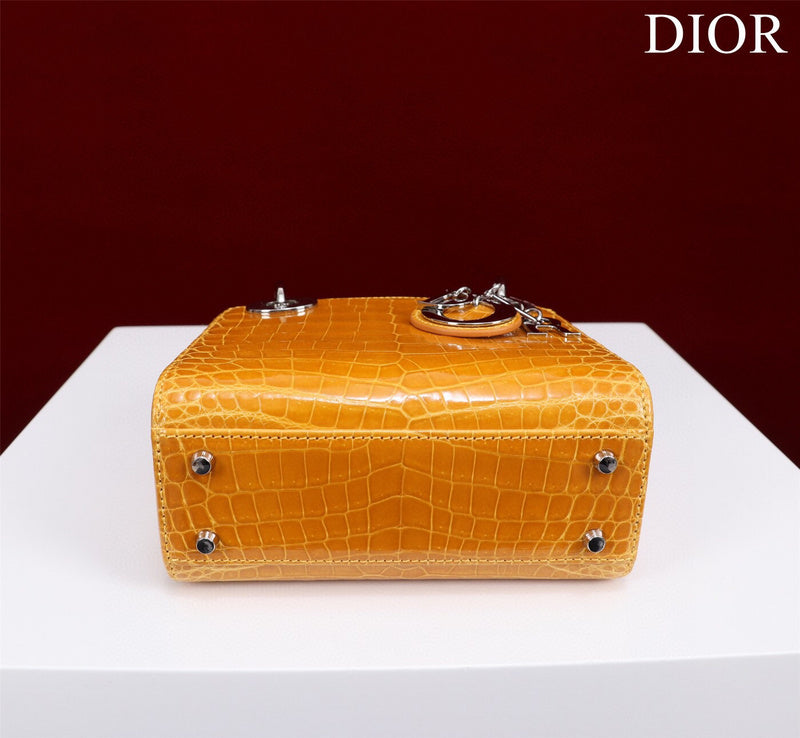 ELE - Dir Bags - 1651