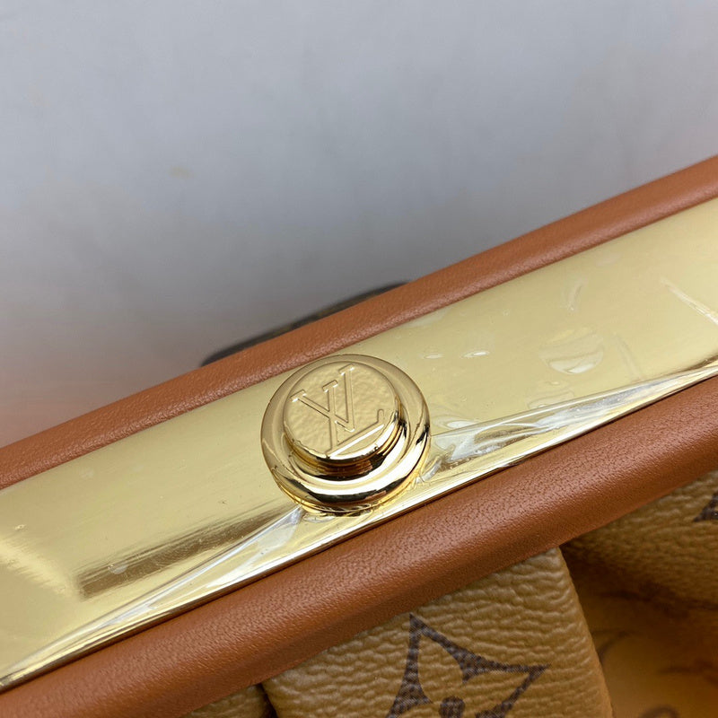 LOV2 Bags - Luxurious Bags  1817