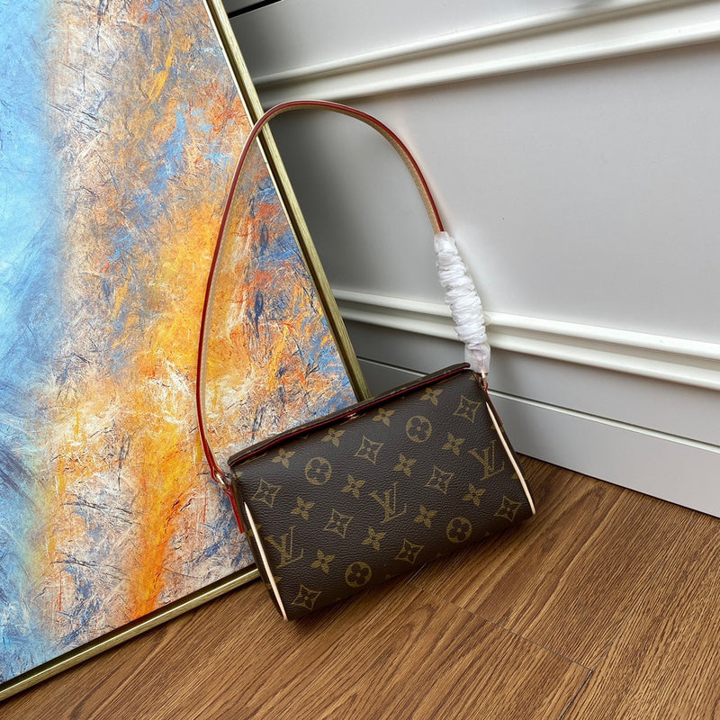 LOV2 Bags - Luxurious Bags  1786