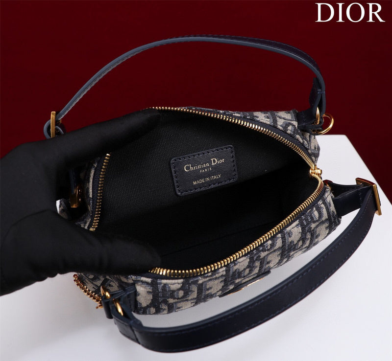 ELE - Dir Bags - 1704