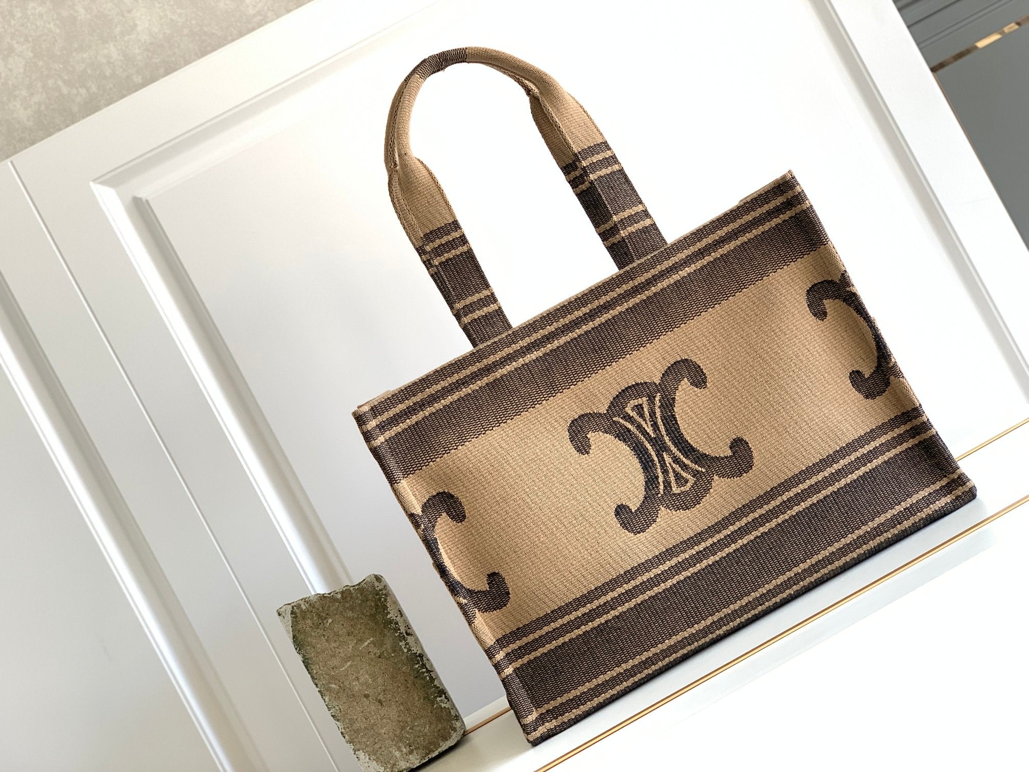 GLAMI Large Cabas Thais In Textile With Triomphe Beige/Black For Women 16in/41cm 196762EGH.02BL