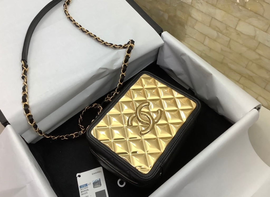 CHLVanity Case Black With Gold Metal For Women, Women’s Handbags, Shoulder And Crossbody Bags 7.2in/19cm AS2900