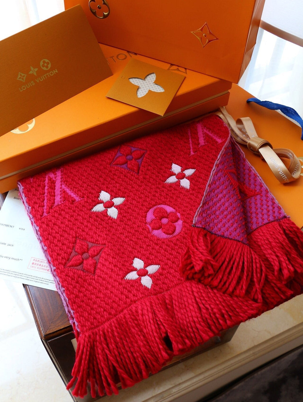 EN - Luxury LUV  Scarf 002