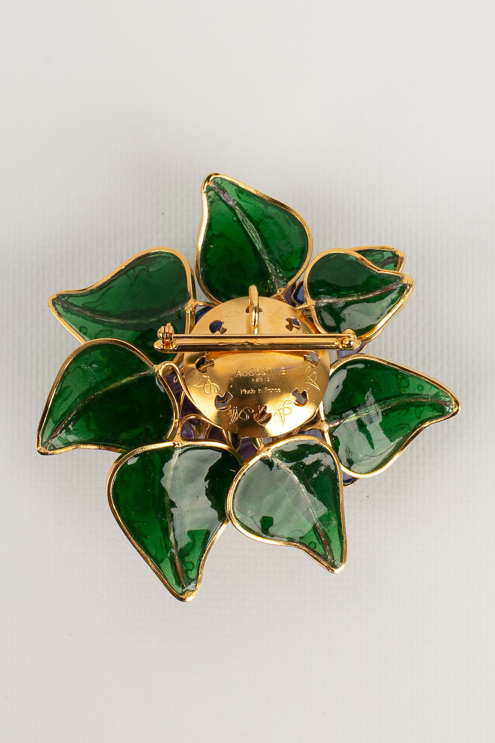 Broche Augustine
