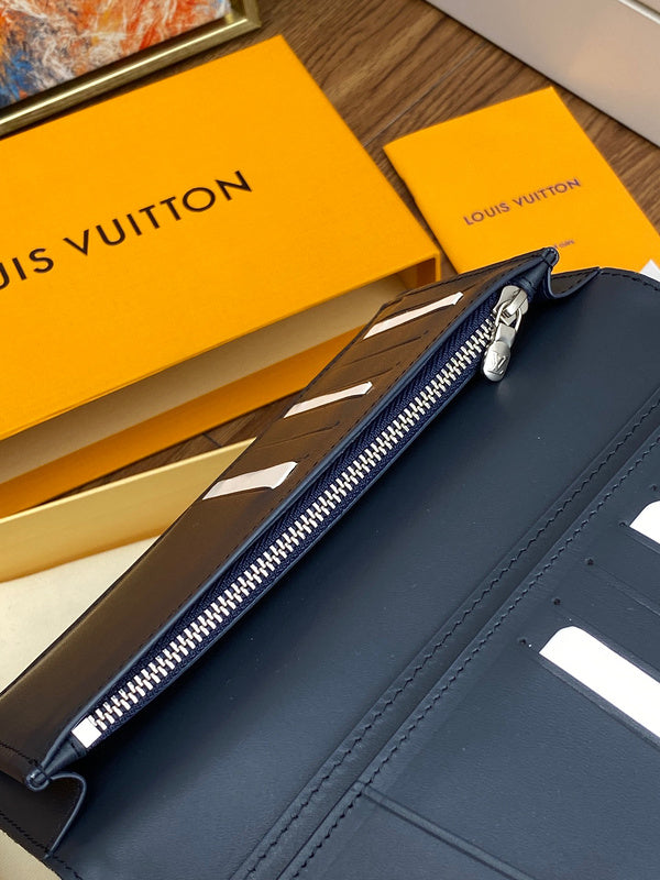 LOV2 Bags - Luxurious Bags  2369