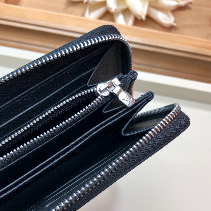 LOV2 Bags - Luxurious Bags  2387
