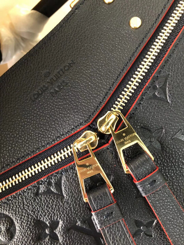 LOV2 Bags - Luxurious Bags  2039