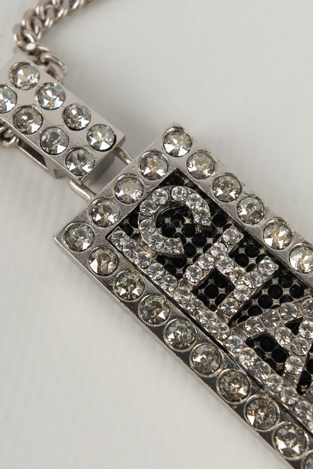 Collier argentÃƒÆ’Ã‚Â© Chanel Automne 2003