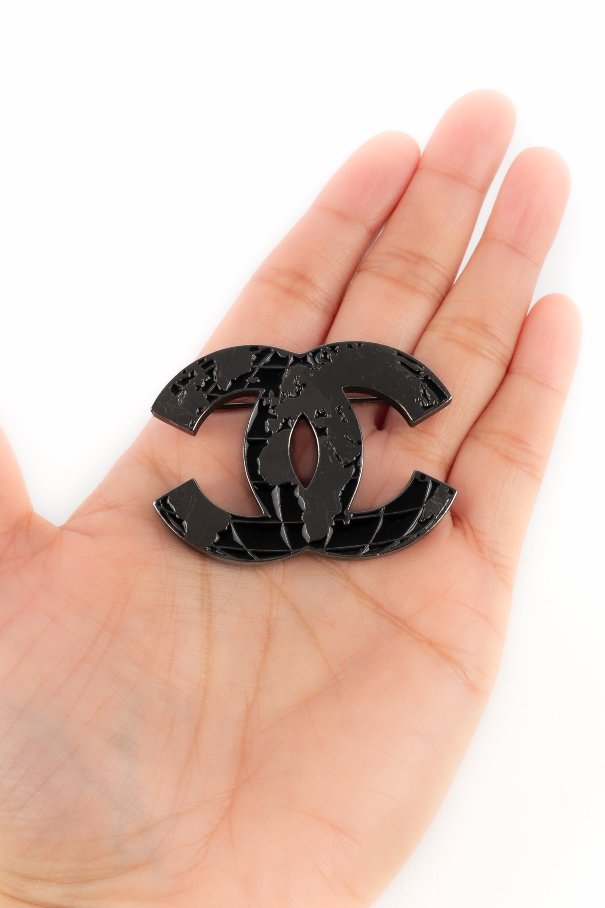 Broche cc Chanel