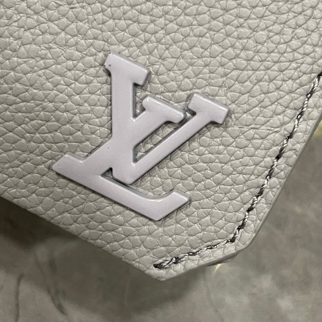EN - Luxury Bags LUV 871