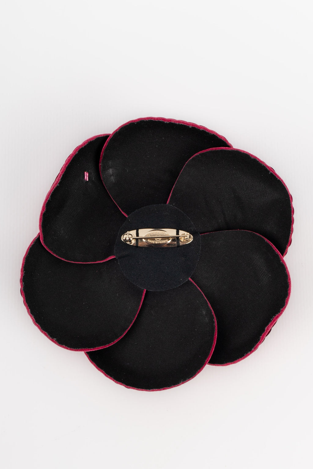 Broche camÃƒÆ’Ã‚Â©lia en cuir Chanel
