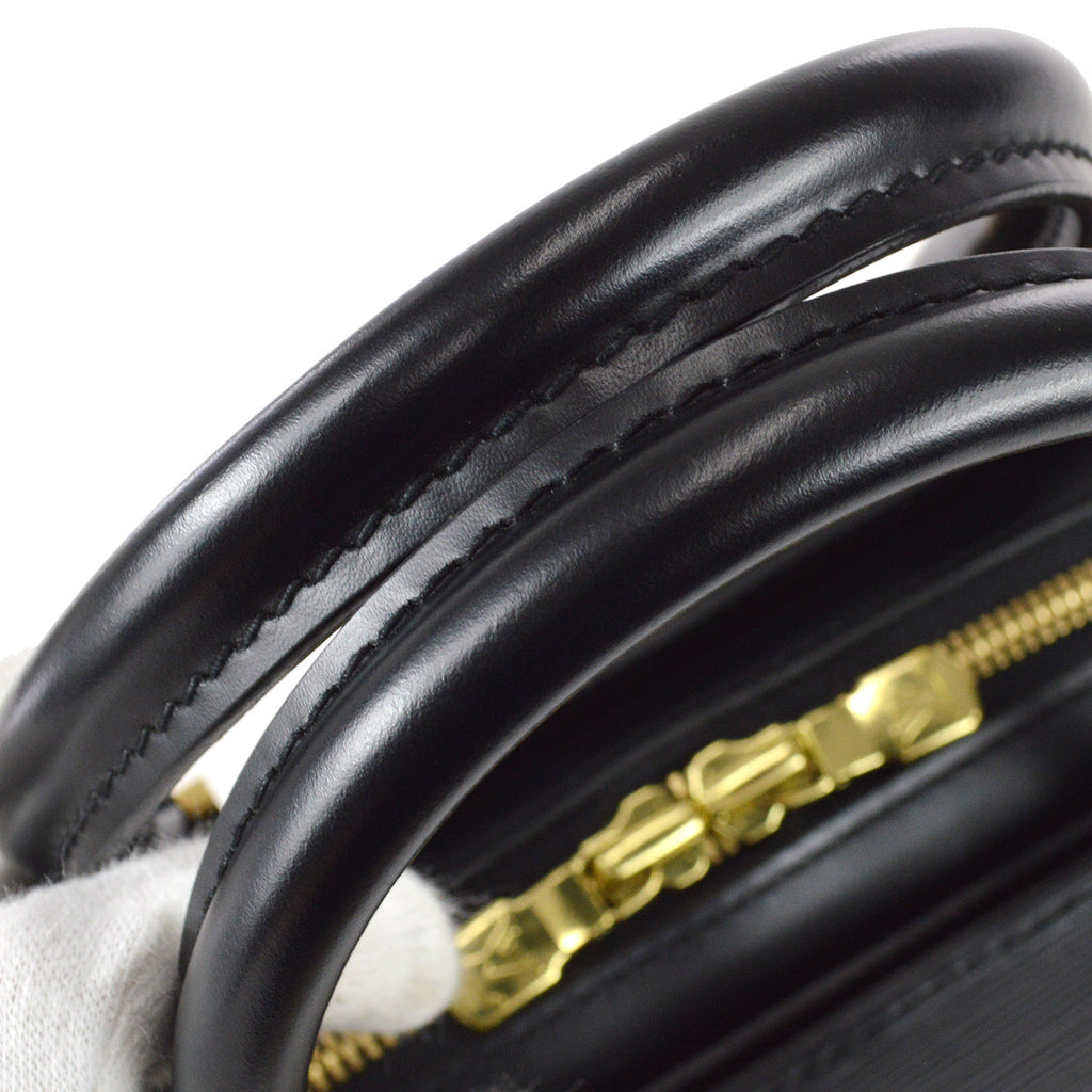 Louis Vuitton 2001 Black Epi Pont Neuf M52052