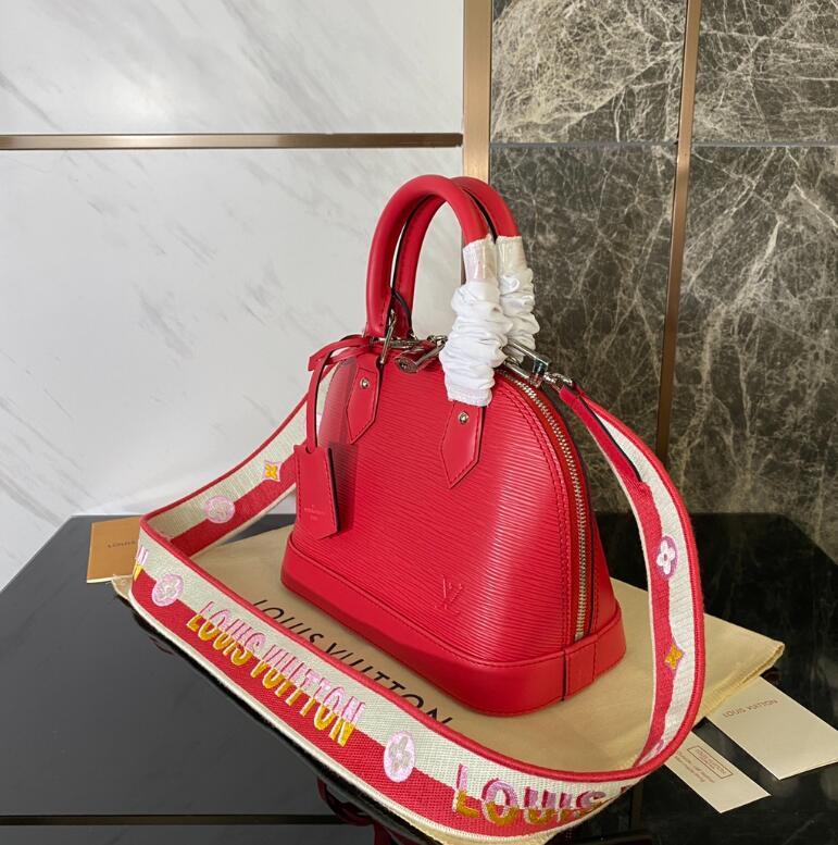 SAMC - LOV Bags - 1433