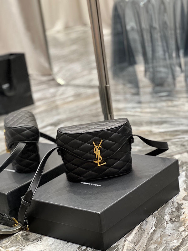 ELE SLY Bags - 526