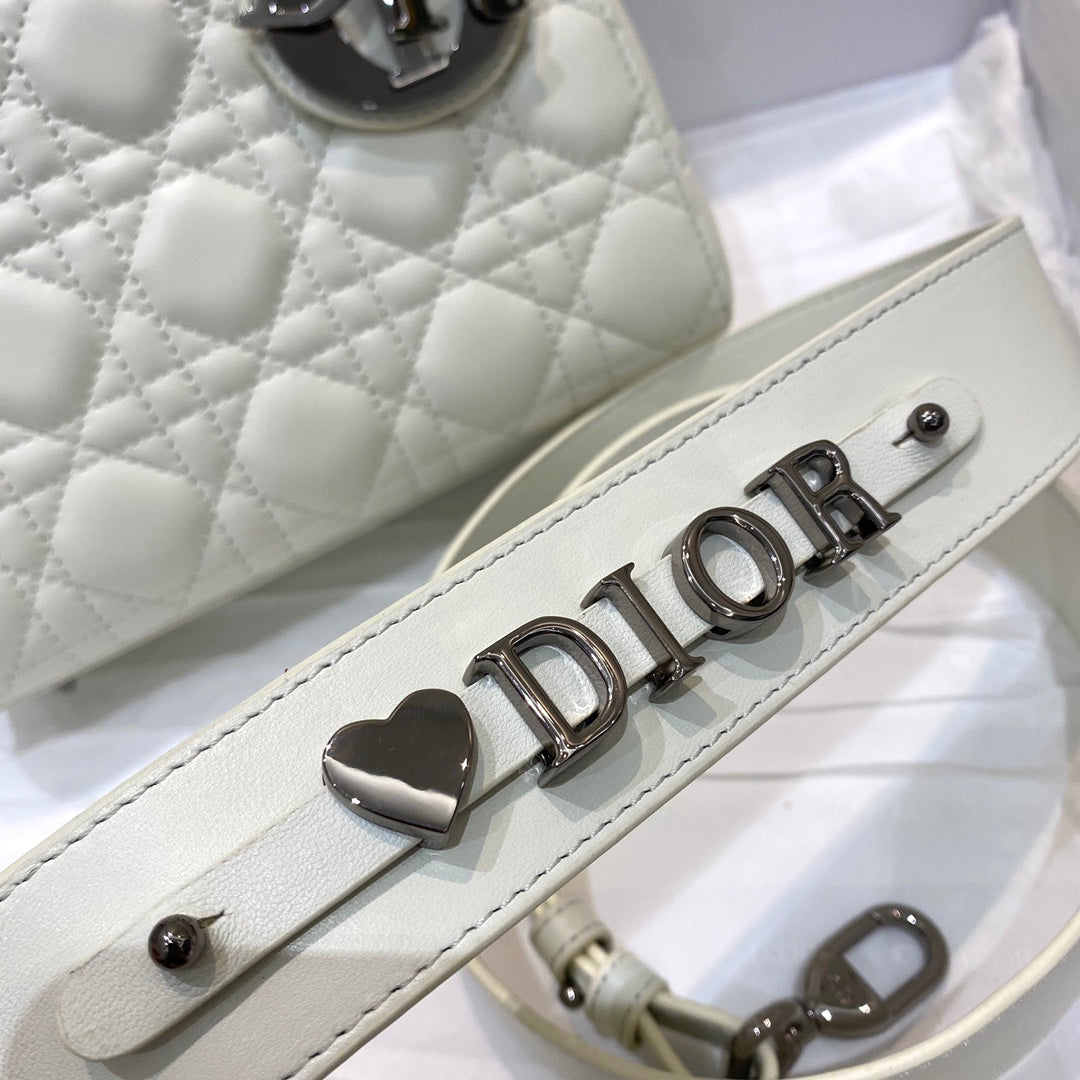 GLAMI Small Lady Bag Silver Hardware, White, For Women WomenÃ¢â‚¬â„¢s Handbags, Crossbody Bags, 20cm CD