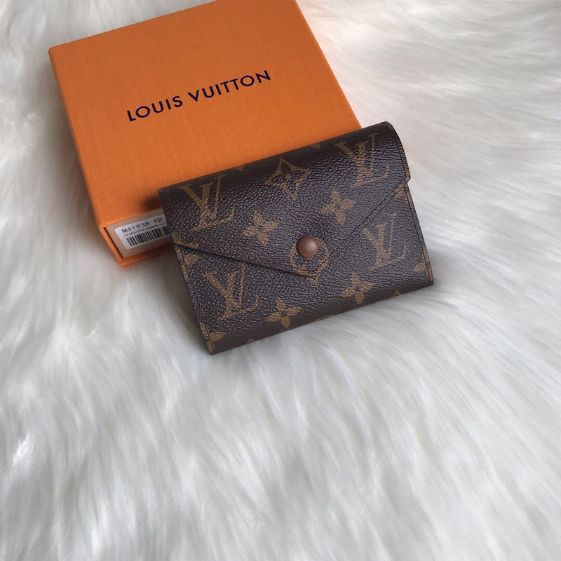 LOV2 Bags - Luxurious Bags  1663
