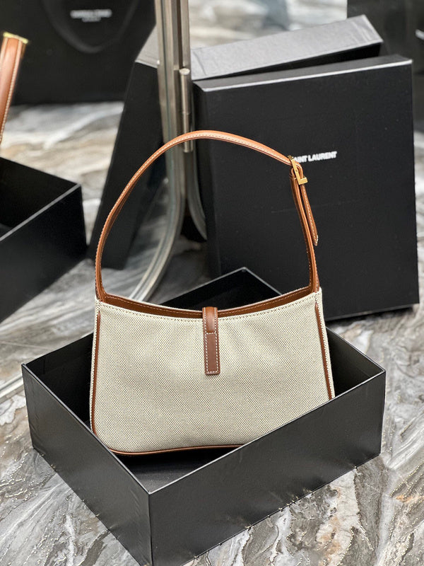 ELE SLY Bags - 175