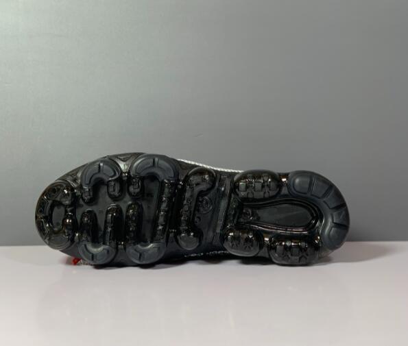 SAMC - NKE Shoes - 697