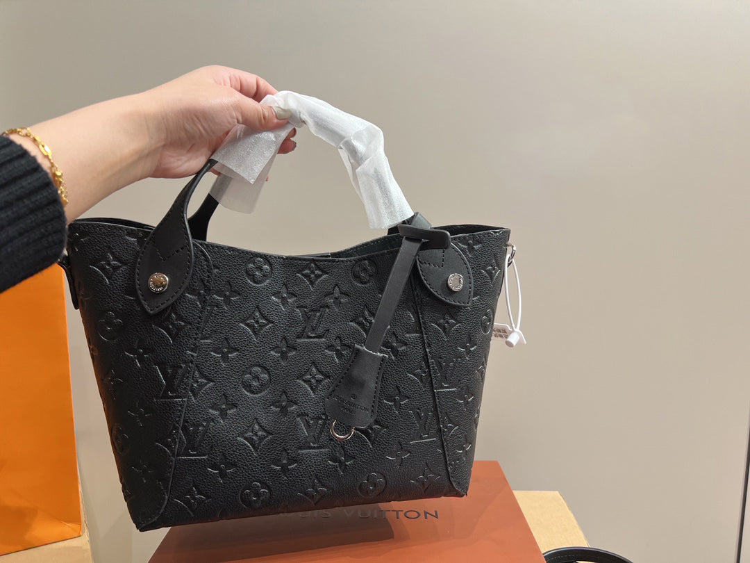 EN - Luxury Bags LUV 754