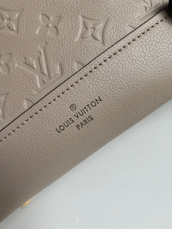 LOV2 Bags - Luxurious Bags  1853