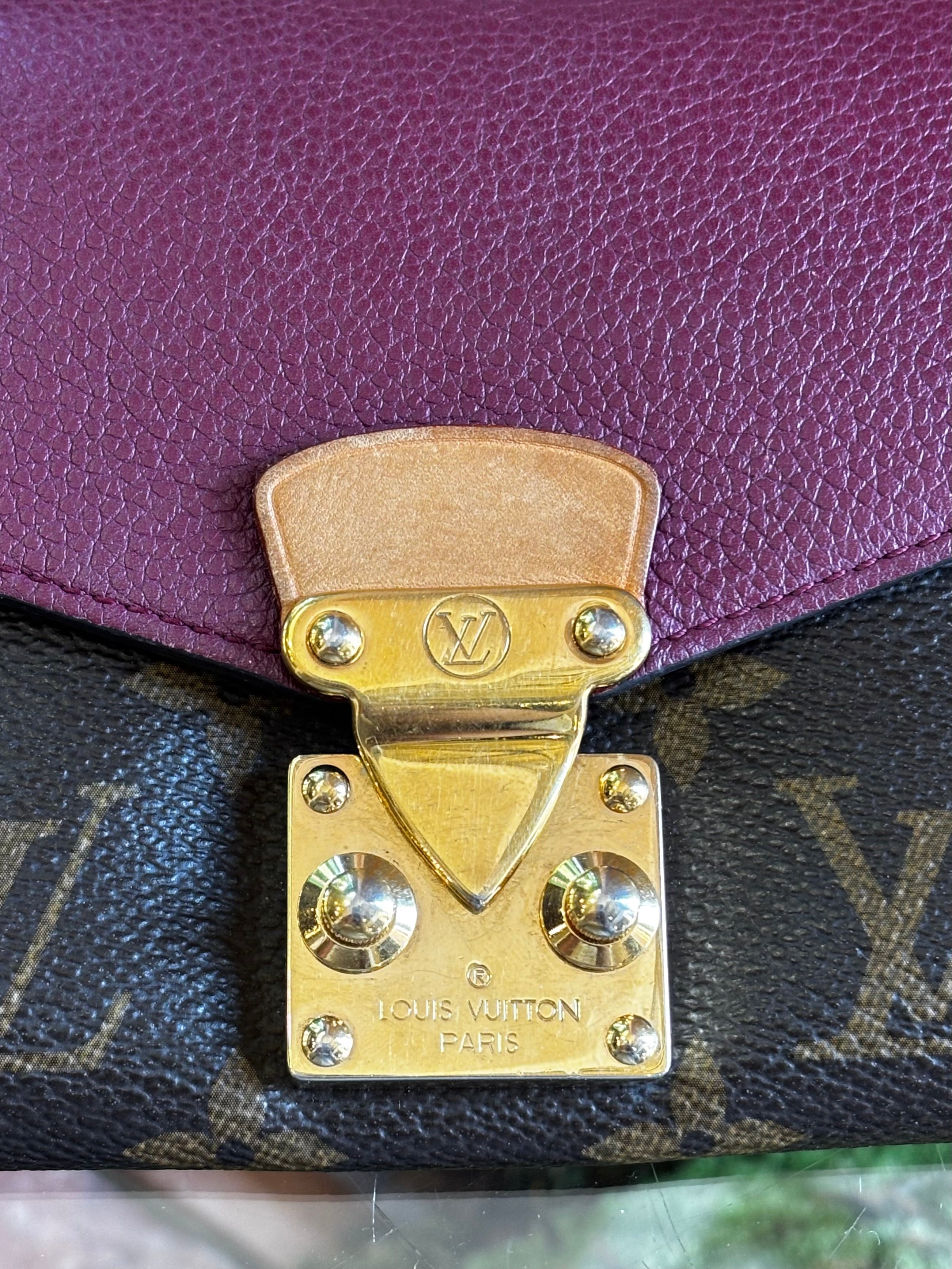 Louis Vuitton Monogram Pallas Wallet