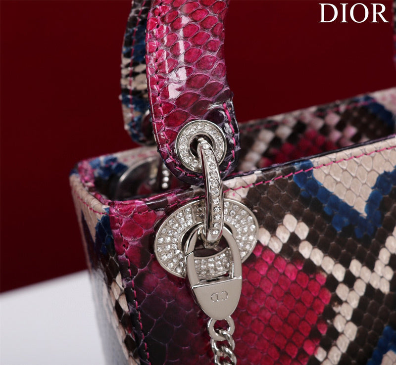ELE - Dir Bags - 1700