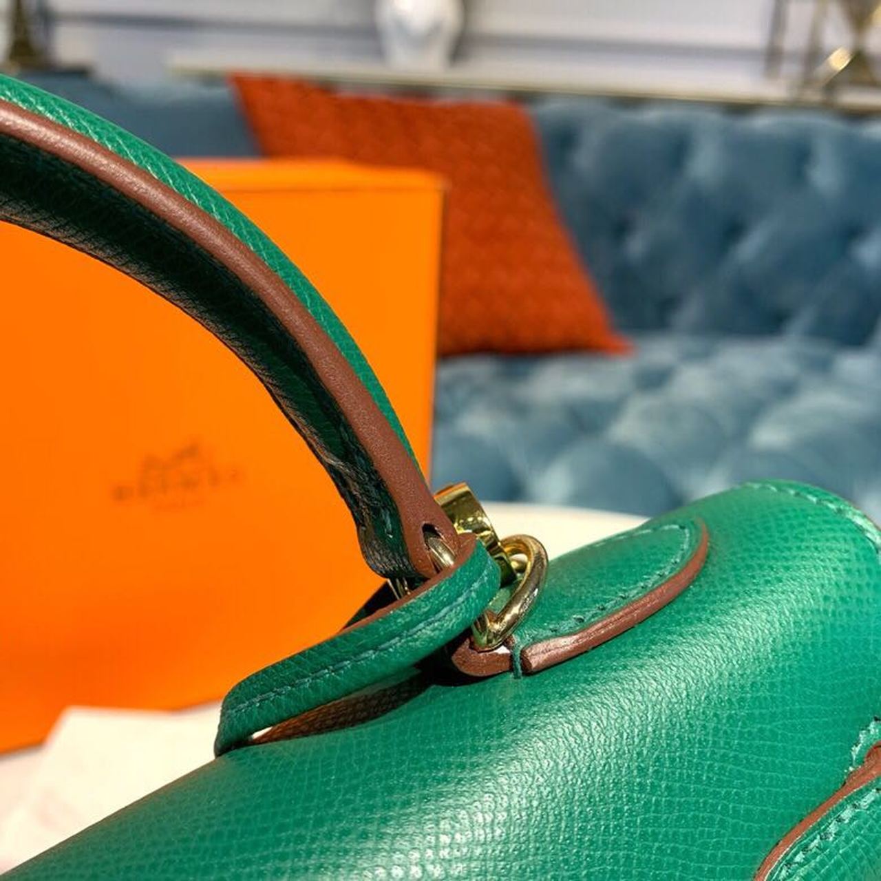 HM Kelly Malachite For Women Gold Toned Hardware 10in/25cm