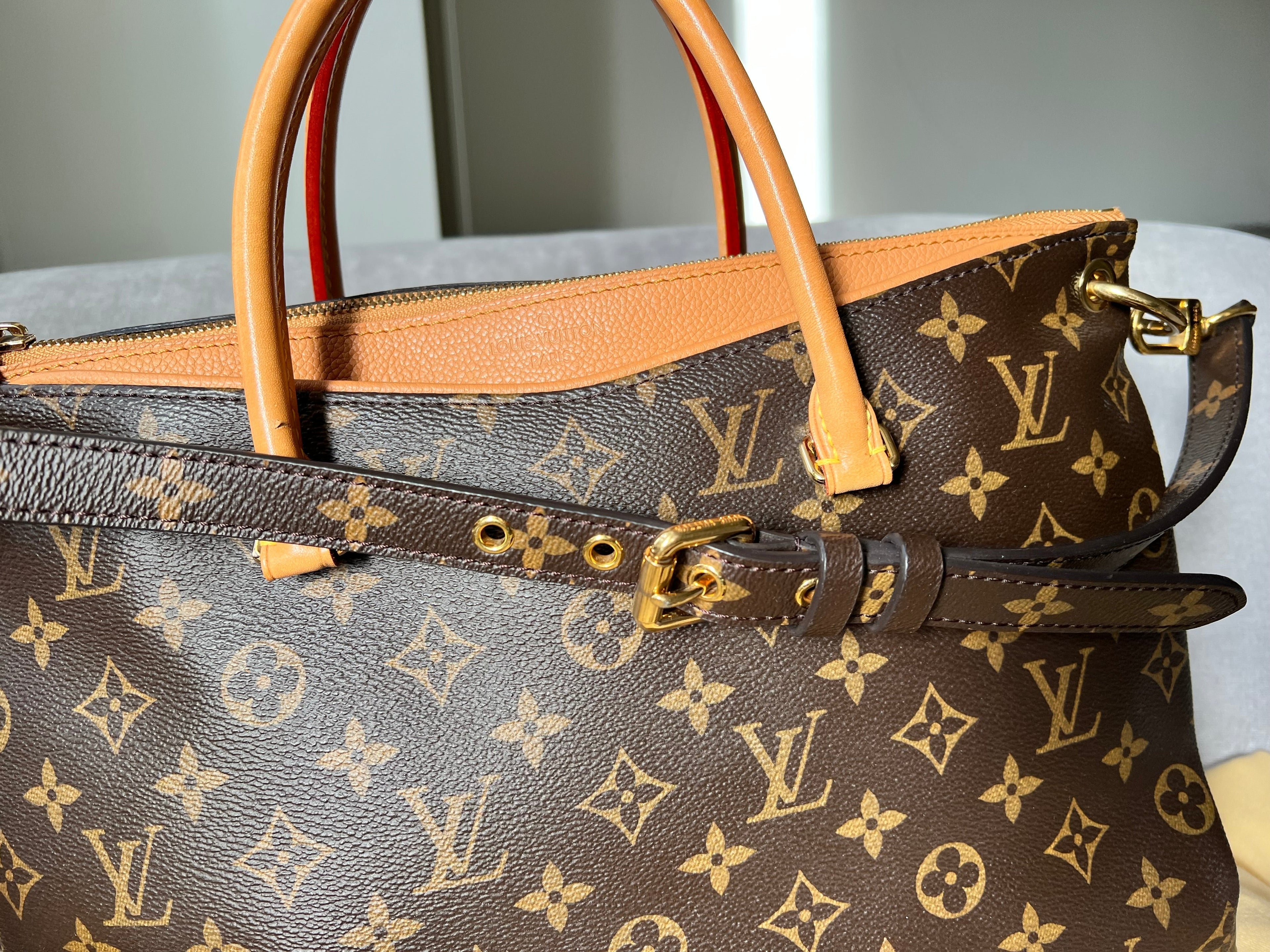 Louis Vuitton Pallas Tote in Monogram (RRP £1960)