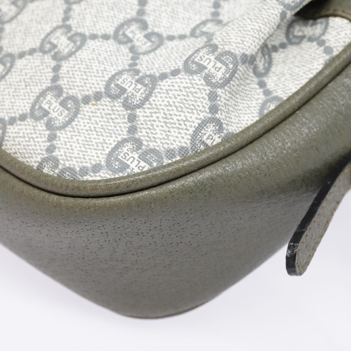 GUCCI GG Plus Supreme Shoulder Bag PVC Gray Gold 90605