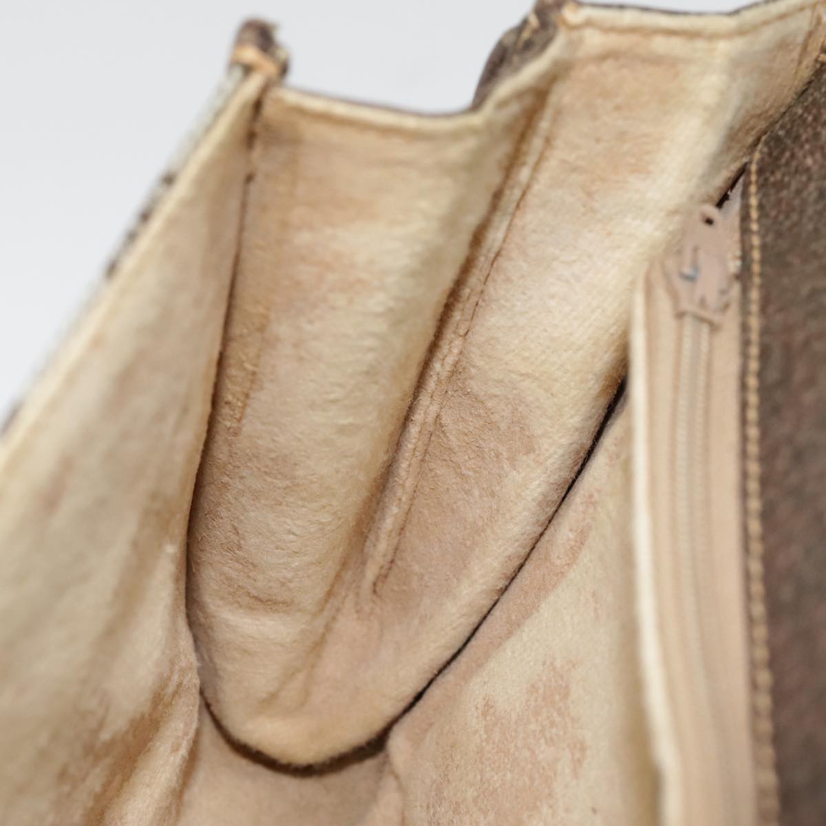 GUCCI GG Supreme Shoulder Bag PVC Beige Gold Silver 904 02 050 90654