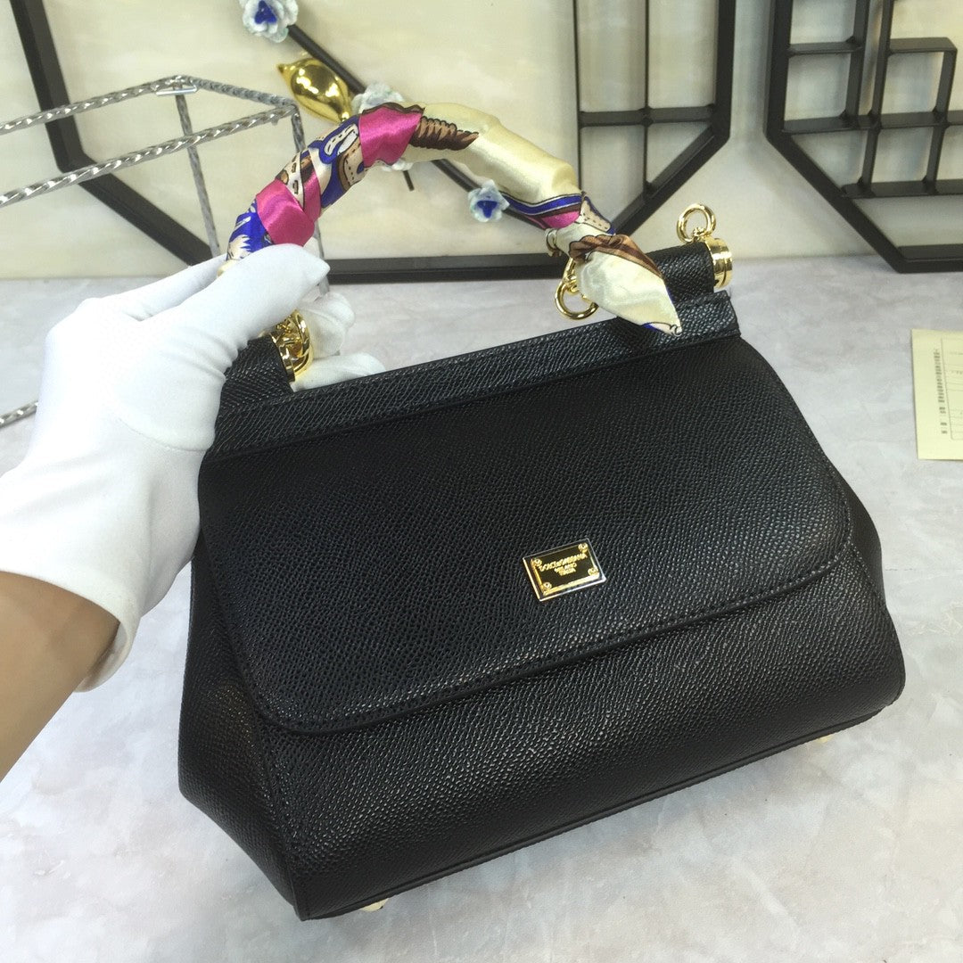 GLAMI MeGLAMIum Sicily Handbag In Dauphine Black For Women 10.2in/26cm GLAMI Ã‚Â GLAMI4347A100180999