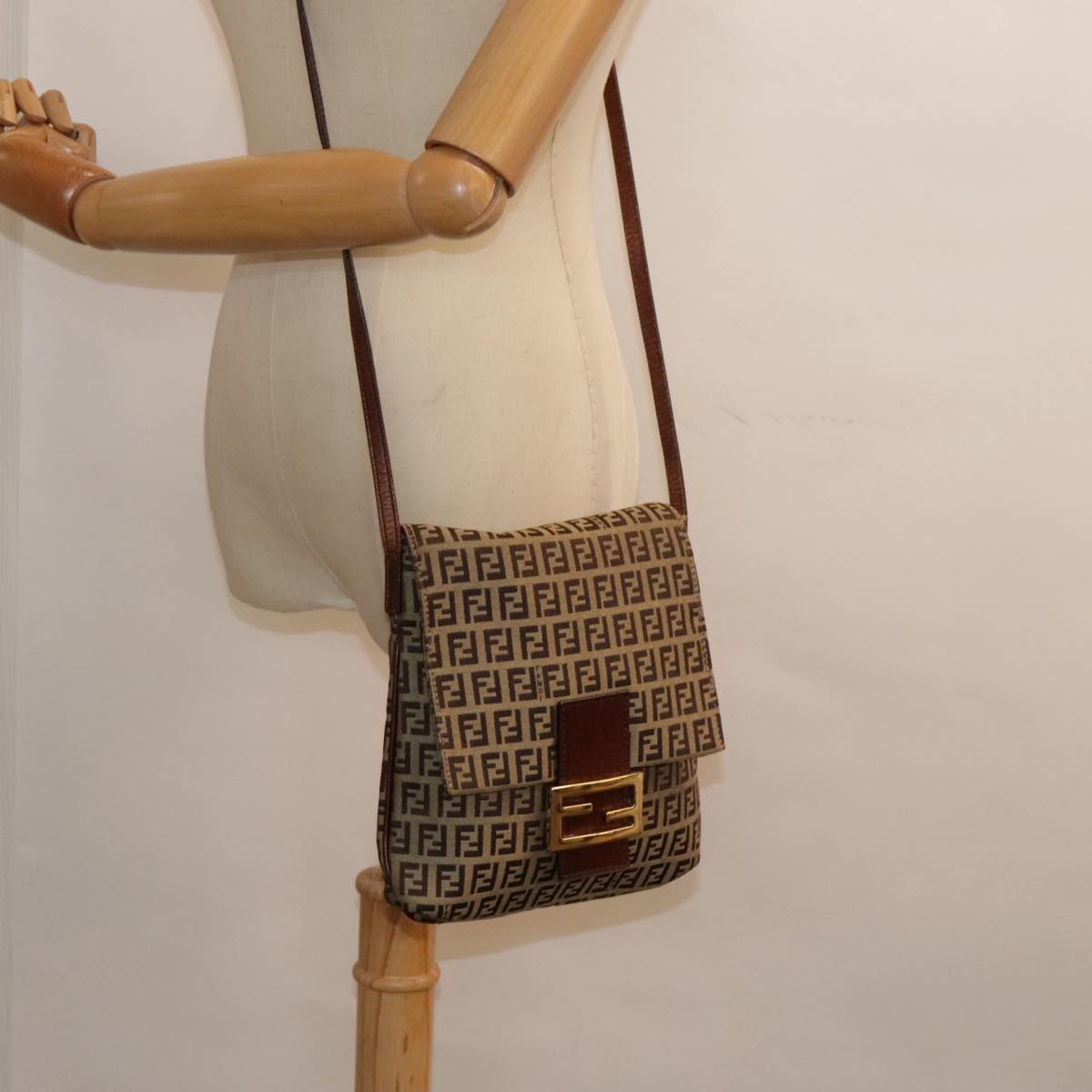FENDI Zucchino Canvas Shoulder Bag Beige Gold 90776