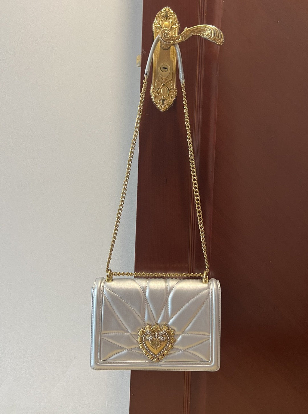 GLAMI Large Devotion Bag In Quilted Nappa Silver For Women 10in/26cm GLAMI
