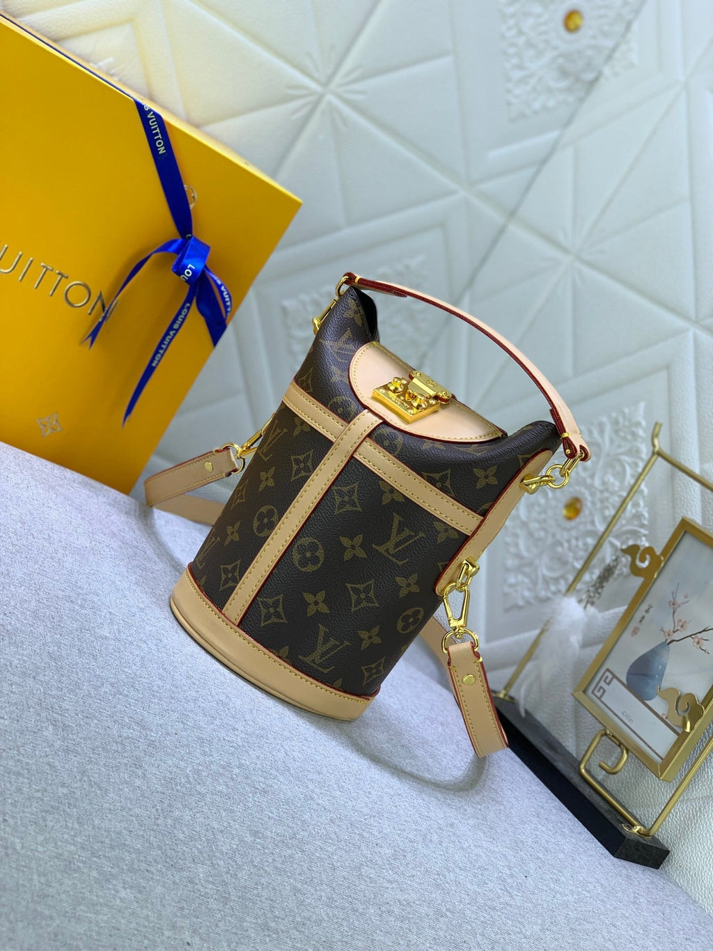 EN - New Bag LUV 647