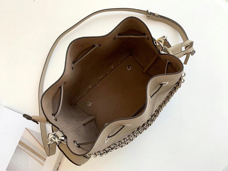 LOV2 Bags - Luxurious Bags  2581