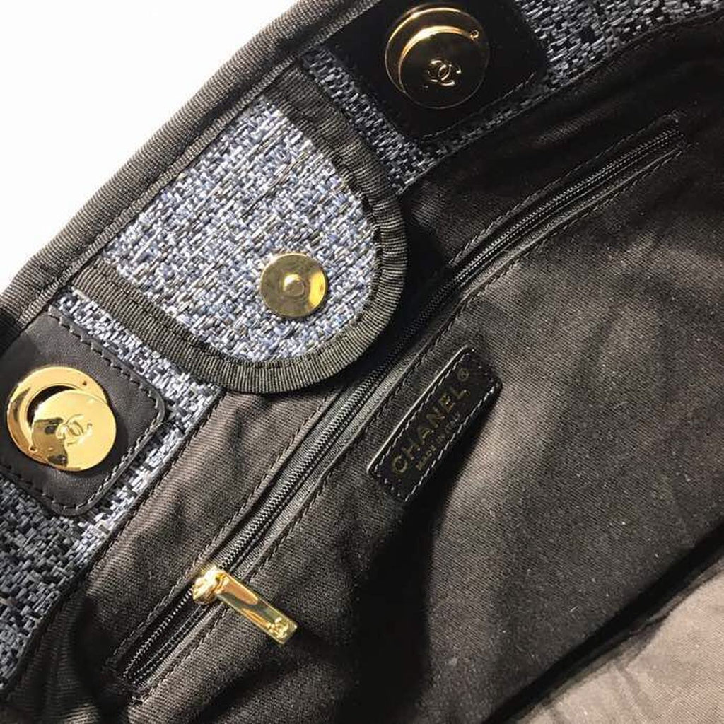 CHL Deauville Chain Shoulder Tote Bag Dark Grey For Women, Women’s Handbags, Shoulder Bags 13.3in/34cm A66939